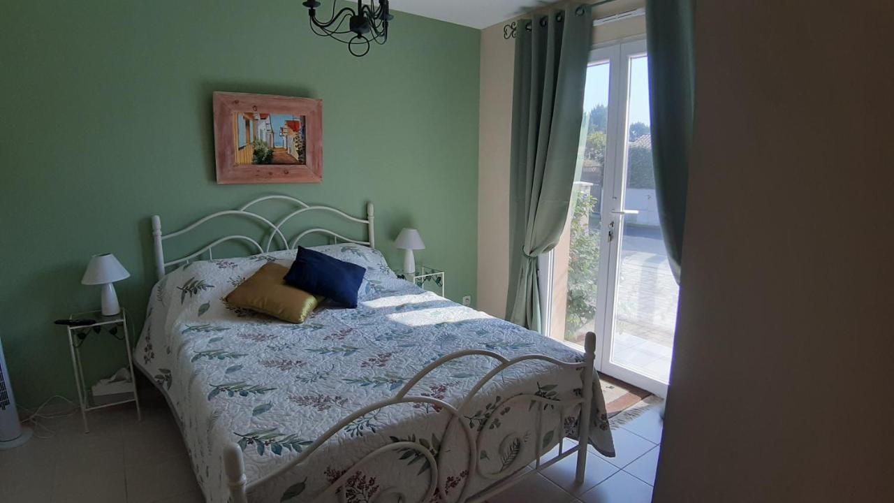 L'Escale D'Ares Chambre Clementine מראה חיצוני תמונה